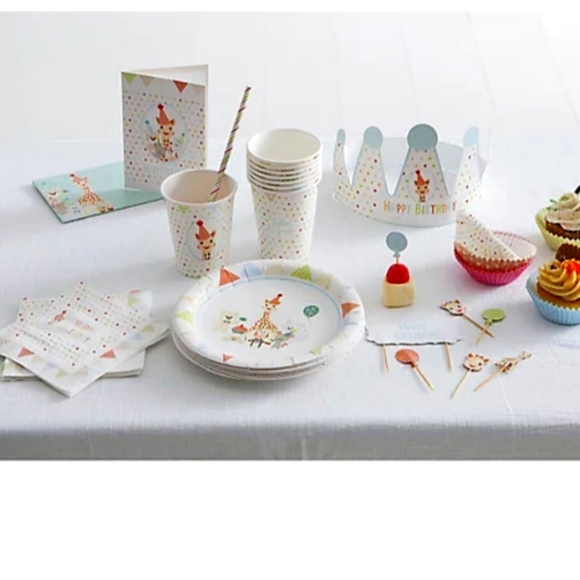 BDAY PARTY KIT IN A BOX🎈 - Picture 3 of 8